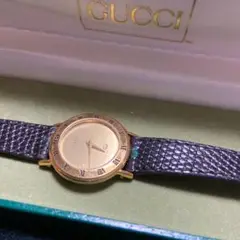 イタリアブランド Gucciグッチ こげ茶革ベルト ゴールド腕時計 アンティーク