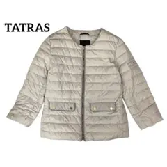 美品 タトラス ノーカラー ライト ダウンジャケット ACACIA