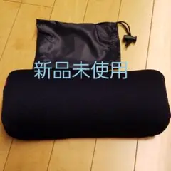 携帯枕　アウトドア　移動車内で　腰枕としても　携帯袋付き　未使用品