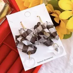 Item thumbnail for item 29754bdc-0096-4c98-a9a9-d1615e9444d1