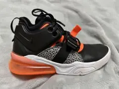 Item thumbnail for item 12bcc645-88e6-4610-b7ee-e63697bc19d6