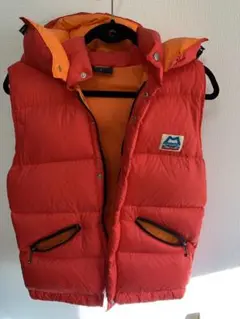MOUNTAIN EQUIPMENT ダウンベスト