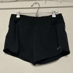 Nike Dri-FIT ブラックショートパンツ
