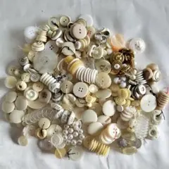 昭和レトロ　ボタンセット　白系