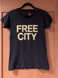 FREE CITY ネイビー Tシャツ
