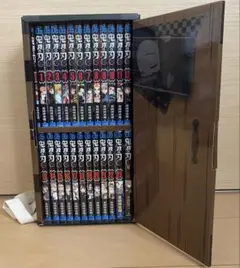 【鬼滅の刃】漫画全巻、おまけ５冊、木箱風ケース付き 鬼滅の刃】漫画全巻、おまけ5冊、木箱風ケース付き - メルカリ