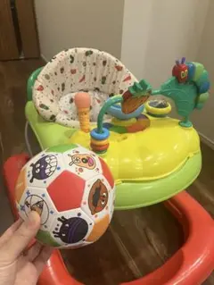 はらぺこあおむし歩行器＋アンパンマンボール(おまけ付き)