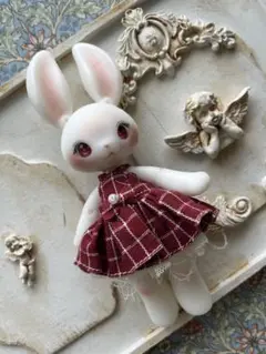 Item thumbnail for item 93dfbff5-653a-48e8-a211-671772d88745