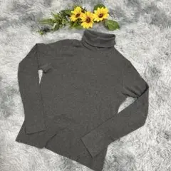 【UNIQLO】ユニクロ　ハイネック　長袖　シャツ　グレー　メンズ　着回し
