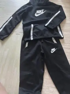 NIKE ブラック ジャージ 100cm~