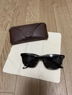 Item thumbnail for item 097ba507-e431-4aad-bbb5-5131f04df43c