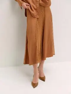 新品 マレーネビルガー レース フレアスカート