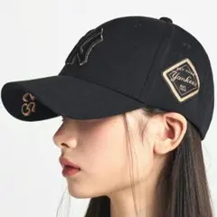 【韓国限定】 新品　MLB Korea ベースボールキャップ　ブラックゴールド