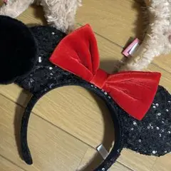 ディズニー　カチューシャ　ミニー　スパンコール　黒　赤