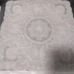 スワトウ　刺繍　ハンカチ