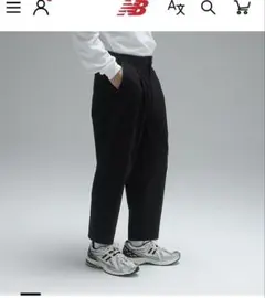 美品！New Balance ワイドテーパードパンツ ネイビー