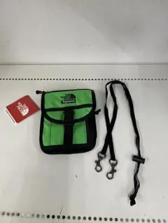 Item thumbnail for item c4972308-f22c-4d4c-b6a6-1184c3803dff