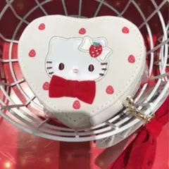 完売　新品サンリオ　ショートケーキシリーズ　アクセサリーケース　キティちゃん