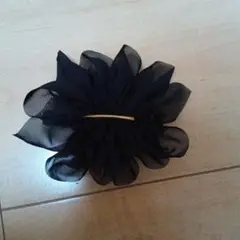 シフォンバレッタ 黒 フラワーデザイン