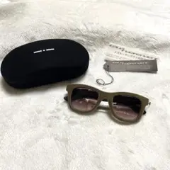 イタリアインディペンデント サングラス ①