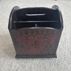 木製小物入れ　ぶどうの葉彫刻　回転式
