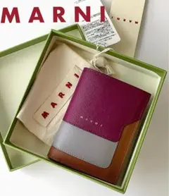 Item thumbnail for item 61797381-0a94-4619-bbdf-b5a75ebc6001