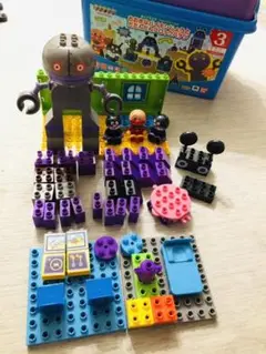 アンパンマン ブロックラボ おおきなバイキンじょうとだだんだんブロックバケツ