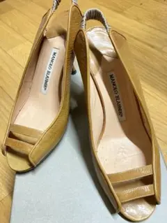 マノロブラニク パンプス 35.5
