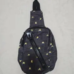 ミニオン柄 ボディバッグ グレー