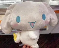サンリオ　シナモロール　ぬいぐるみ