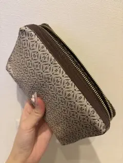 【新品未使用】MURUA メイクポーチ