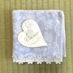 【新品タグ付き】Couture タオルハンカチ 花柄レース付き水色ハンカチ
