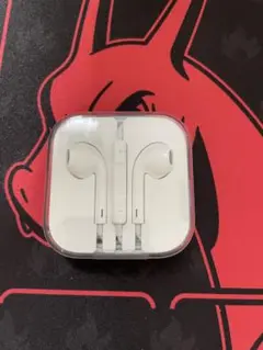 新品未使用　iPhone 純正イヤホン ライトニングタイプ Apple