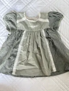 【新品未使用】little cotton clothes 半袖ブラウス 3-4Y