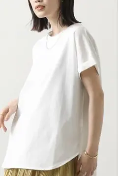 美品Gready Brilliant 綿ジャージーラウンドヘムカットソー