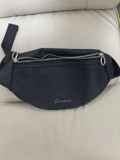 レザー ボディバッグ ブラック