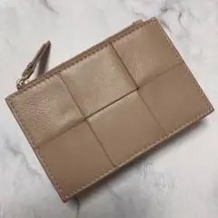 【新品未使用】人気フラグメントケース　高級羊革　イントレチャート　財布　ベージュ