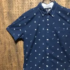 トミーヒルフィガー　半袖　柄シャツ　ネイビー　総柄　サイズ　L SMA449