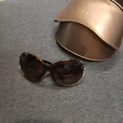 GUCCI GGロゴ サングラス レザーケース付き