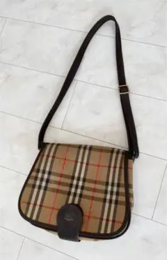 BURBERRY ノバチェック ショルダーバッグ
