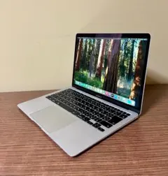 高性能な MacBook Air 2020 Retina、8GB、256GB