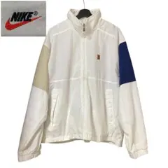 Item thumbnail for item d9e4228f-b4c9-4287-8171-be0e41a54610