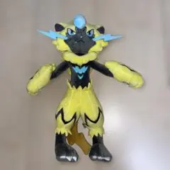 ポケモン　ぬいぐるみ　ゼラオラ　三英