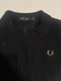 FRED PERRY ニットシャツ トップス 半袖　ブラック