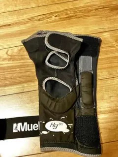 Mueller トレーニングサポーター　膝用　Hg80