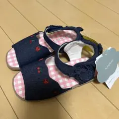 フタフタ　サンダル　17