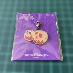 【新品未使用】ディズニー ハロウィン アップルポイズン チャーム