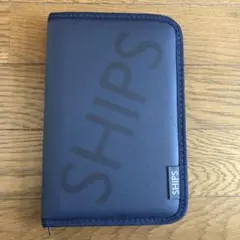 SHIPS シップス　お金が貯まるマルチケース