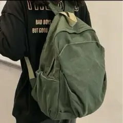 ★ゆったり可愛いリュック カーキ★ 多ポケット 大容量 軽量 男女兼用 新品