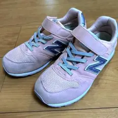 New Balance ピンク スニーカー マジックテープ付き　22センチ